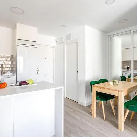 Oleholidays 515 Romana Playa Junto A La Playa Marbella